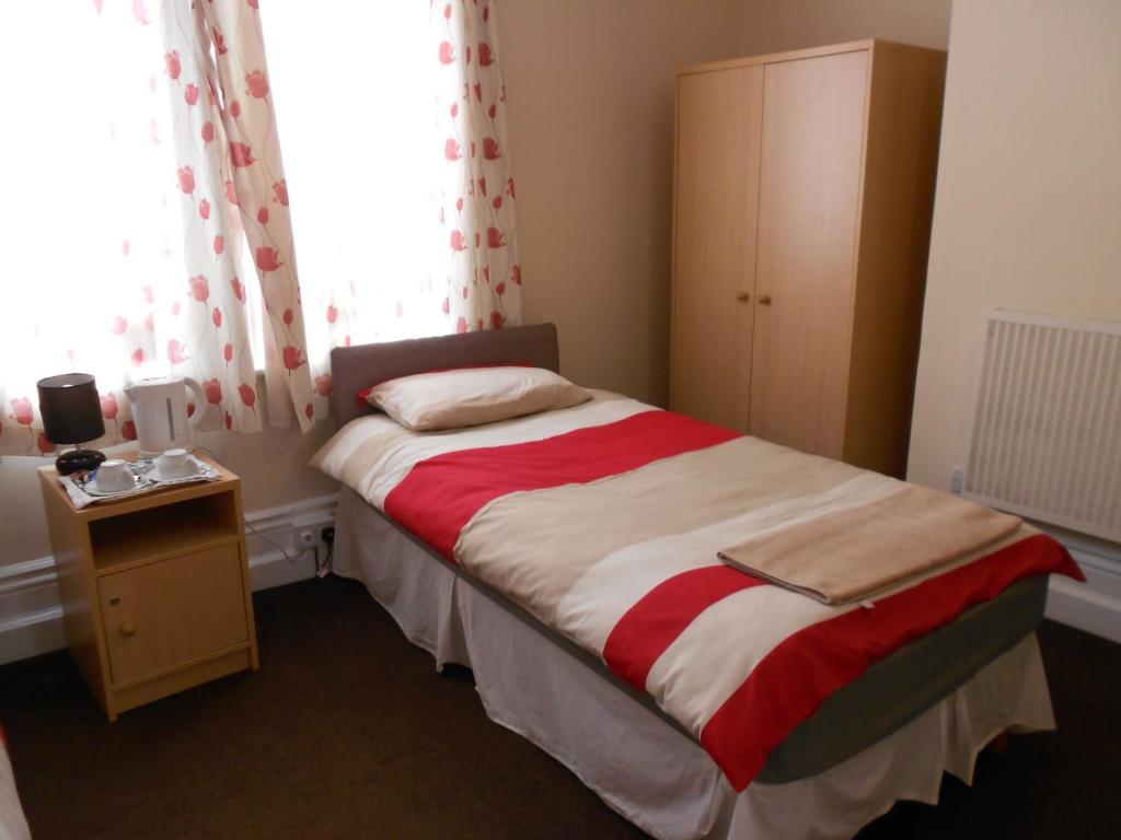 Acorn Lodge Guest House Gosport Room photo